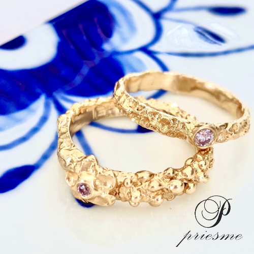 Guld ring i guld med smuk lyserød diamant